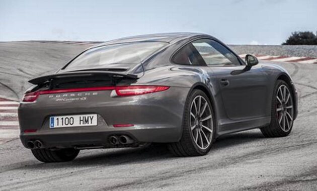 Unleash the Thrill: Porsche Carrera 4S - Precision on Every Road