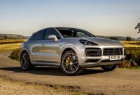 The Ultimate Driving Experience: Porsche Cayenne Turbo SE Hybrid