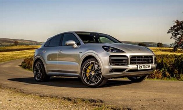 The Ultimate Driving Experience: Porsche Cayenne Turbo SE Hybrid